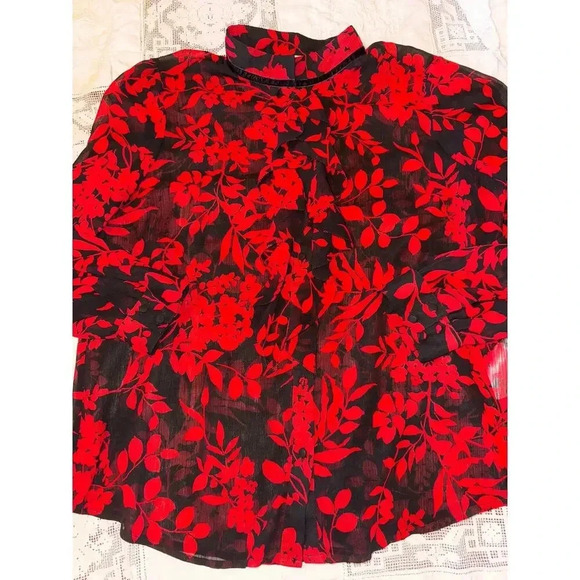 CHICOS RUFFLE FRONT BLOUSE size 12, 14 petite - Picture 6 of 8